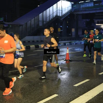 Runner Photo 7885788