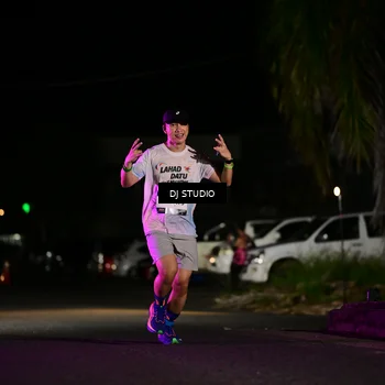 Runner Photo 7885790