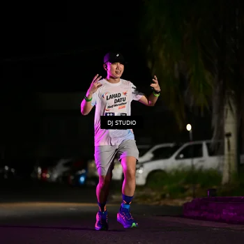 Runner Photo 7885797