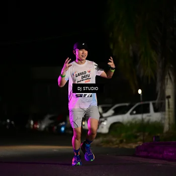 Runner Photo 7885798