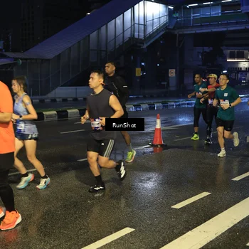 Runner Photo 7885802