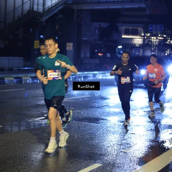 Runner Photo 7885806