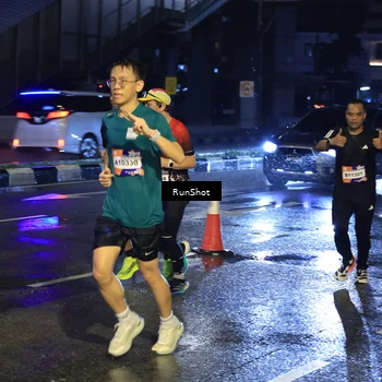 Runner Photo 7885809