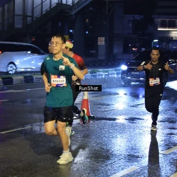 Runner Photo 7885810