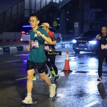 Runner Photo 7885824