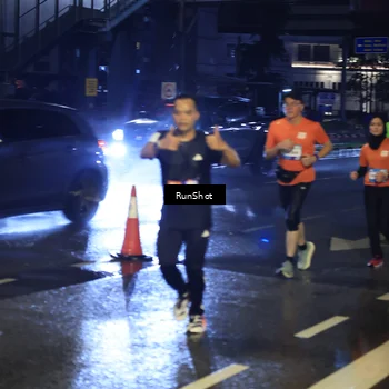 Runner Photo 7885844