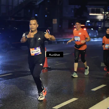 Runner Photo 7885854