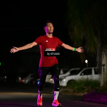 Runner Photo 7885855