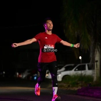 Runner Photo 7885857