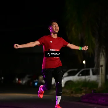 Runner Photo 7885863