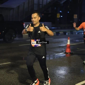 Runner Photo 7885866