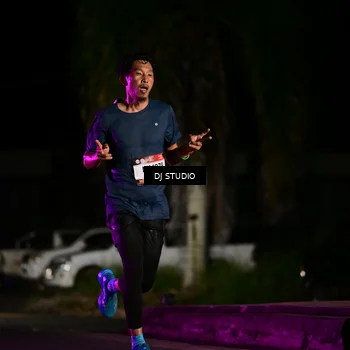 Runner Photo 7885899