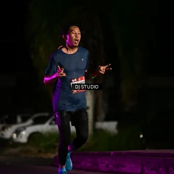 Runner Photo 7885905