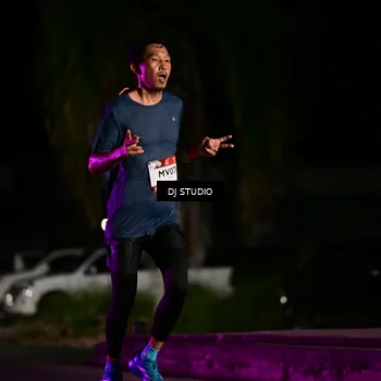 Runner Photo 7885908