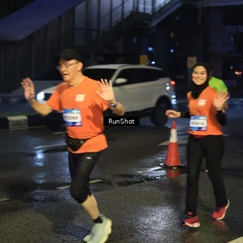Runner Photo 7885923