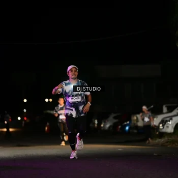 Runner Photo 7885930