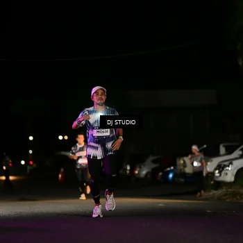 Runner Photo 7885931