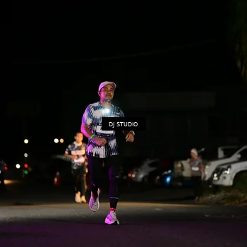 Runner Photo 7885937