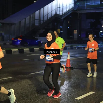 Runner Photo 7885940