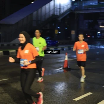 Runner Photo 7885952