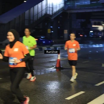 Runner Photo 7885953