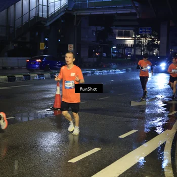 Runner Photo 7885962