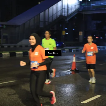 Runner Photo 7885963