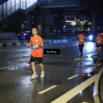 Runner Photo 7885965