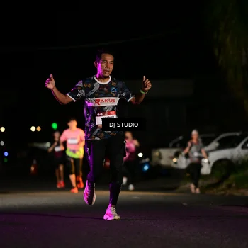 Runner Photo 7885981