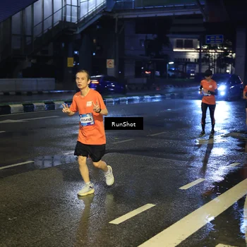 Runner Photo 7885983