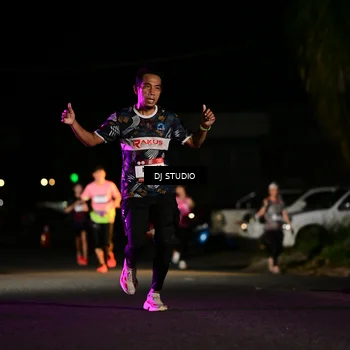 Runner Photo 7885987
