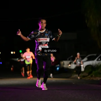 Runner Photo 7885988