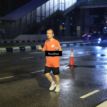 Runner Photo 7885991