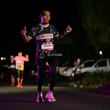 Runner Photo 7885992