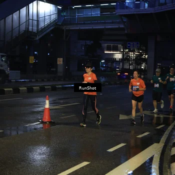 Runner Photo 7886007