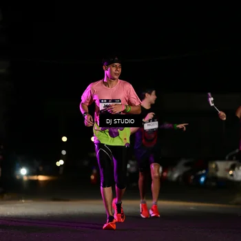 Runner Photo 7886024
