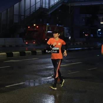Runner Photo 7886029