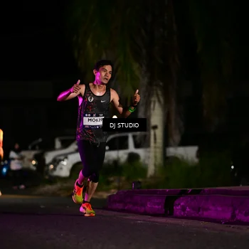Runner Photo 7886042