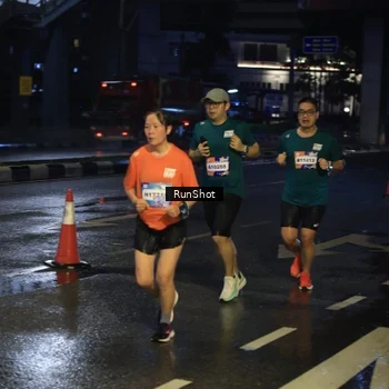 Runner Photo 7886056