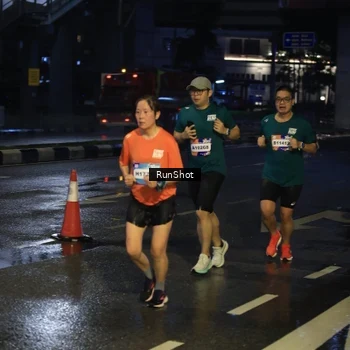Runner Photo 7886058
