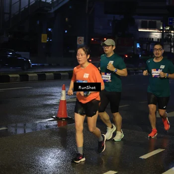 Runner Photo 7886066