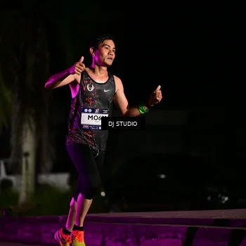 Runner Photo 7886068