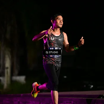 Runner Photo 7886076