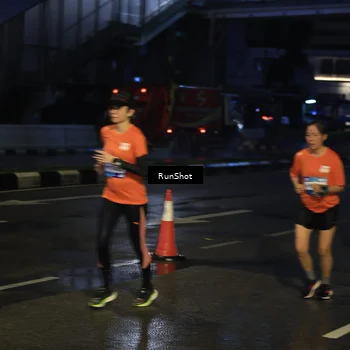 Runner Photo 7886095