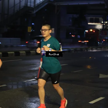 Runner Photo 7886103
