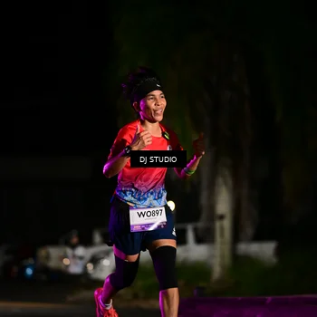 Runner Photo 7886110