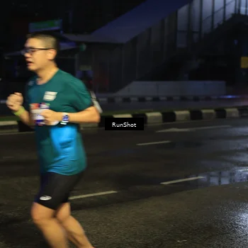 Runner Photo 7886137
