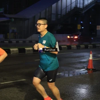 Runner Photo 7886148