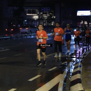 Runner Photo 7886161