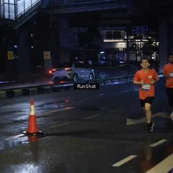 Runner Photo 7886164